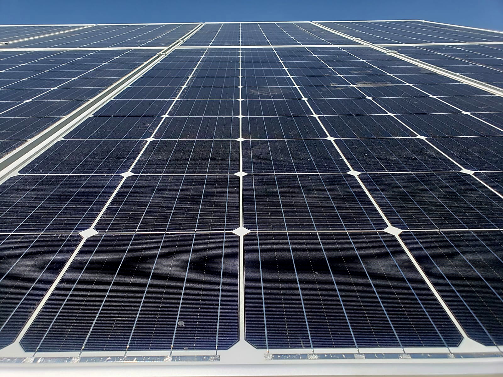 Paneles solares fotovoltaicos instalados en Guadalajara